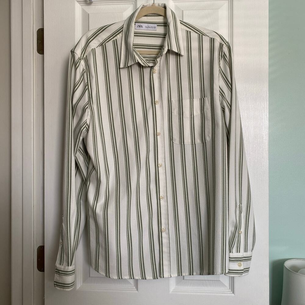 Men’s Zara green striped long sleeve button down shirt size large